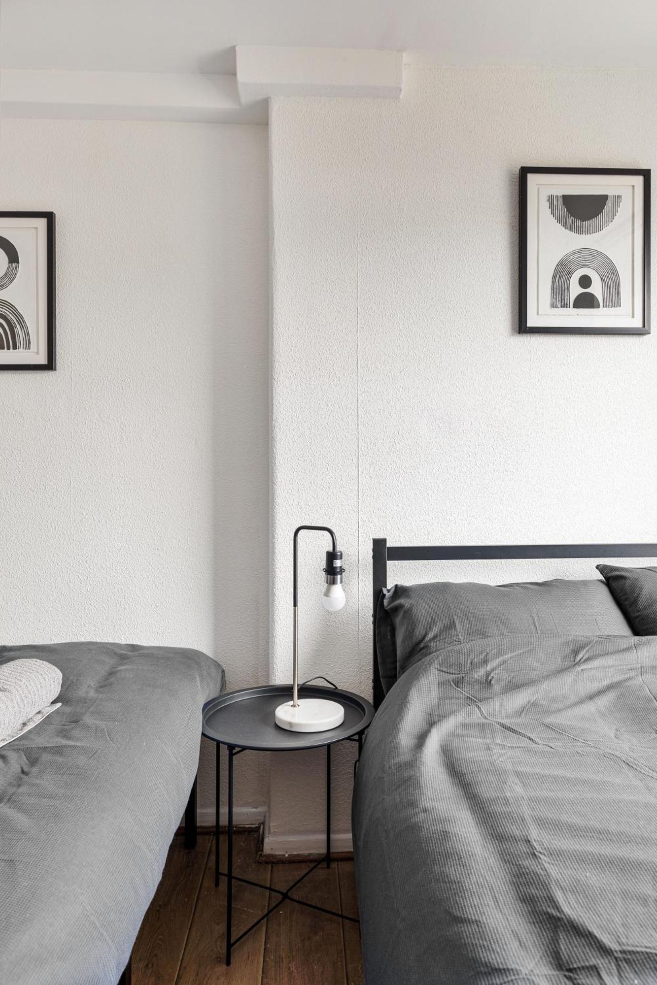 Sleek Shoreditch Hideout - 2 Bed Gem With Balcony In Central London Ngoại thất bức ảnh